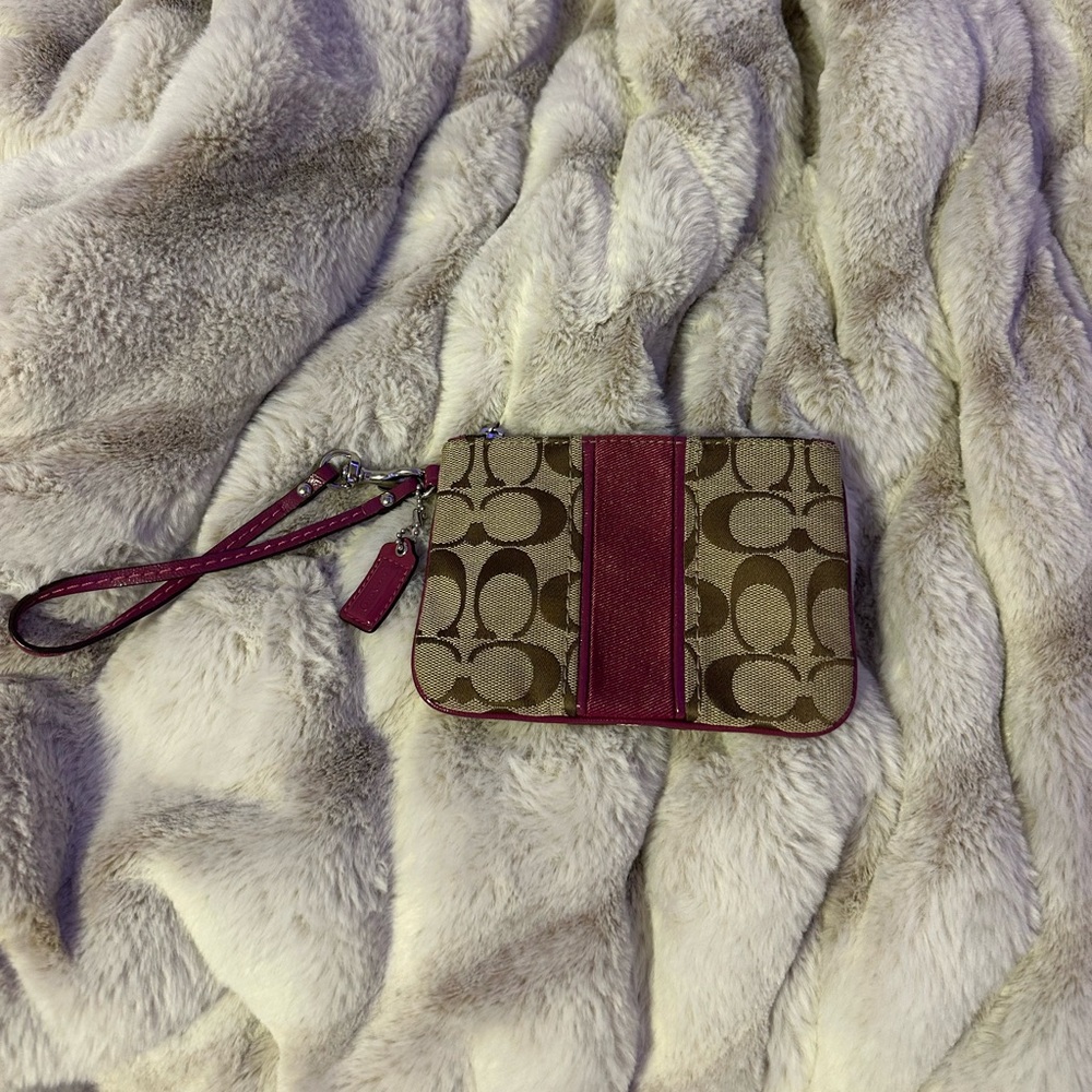 coach wristlet wallet!!